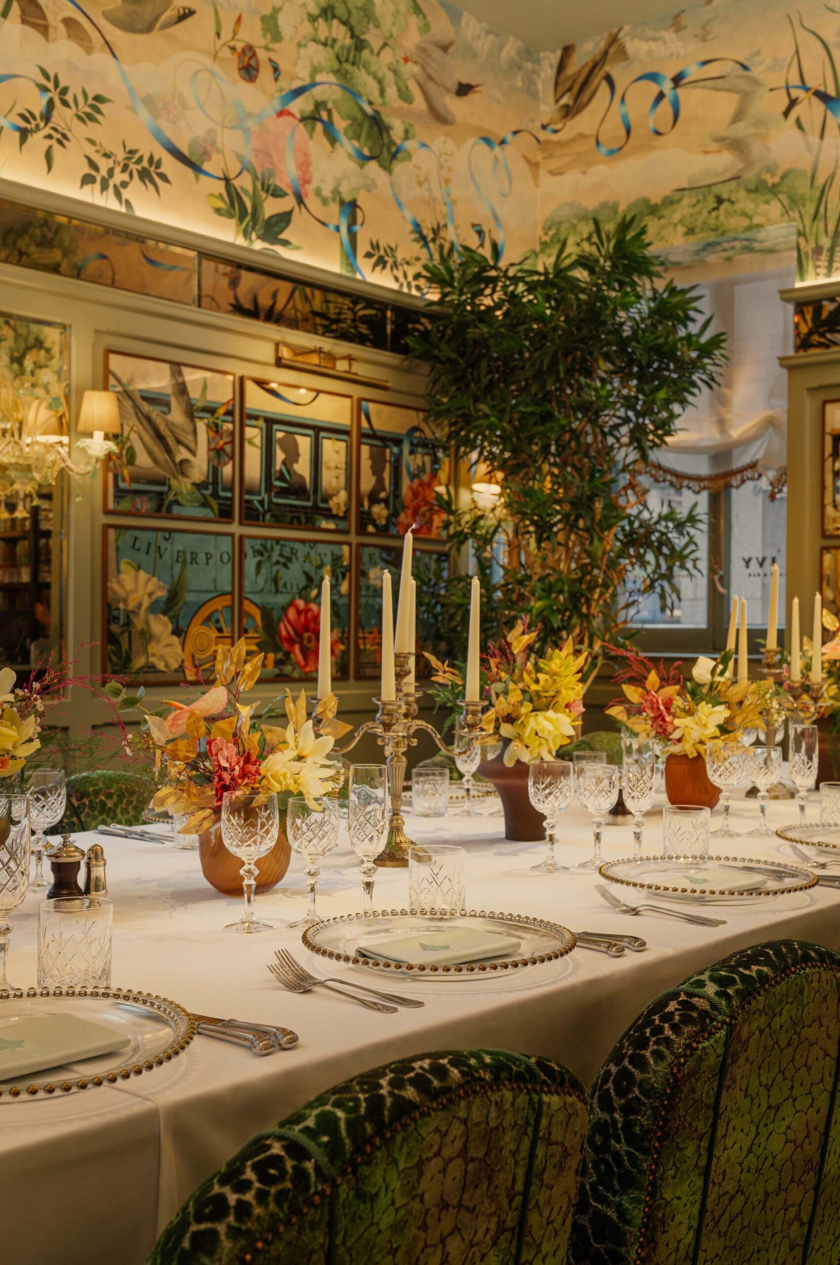 Private dining room at The Ivy Liverpool Brasserie