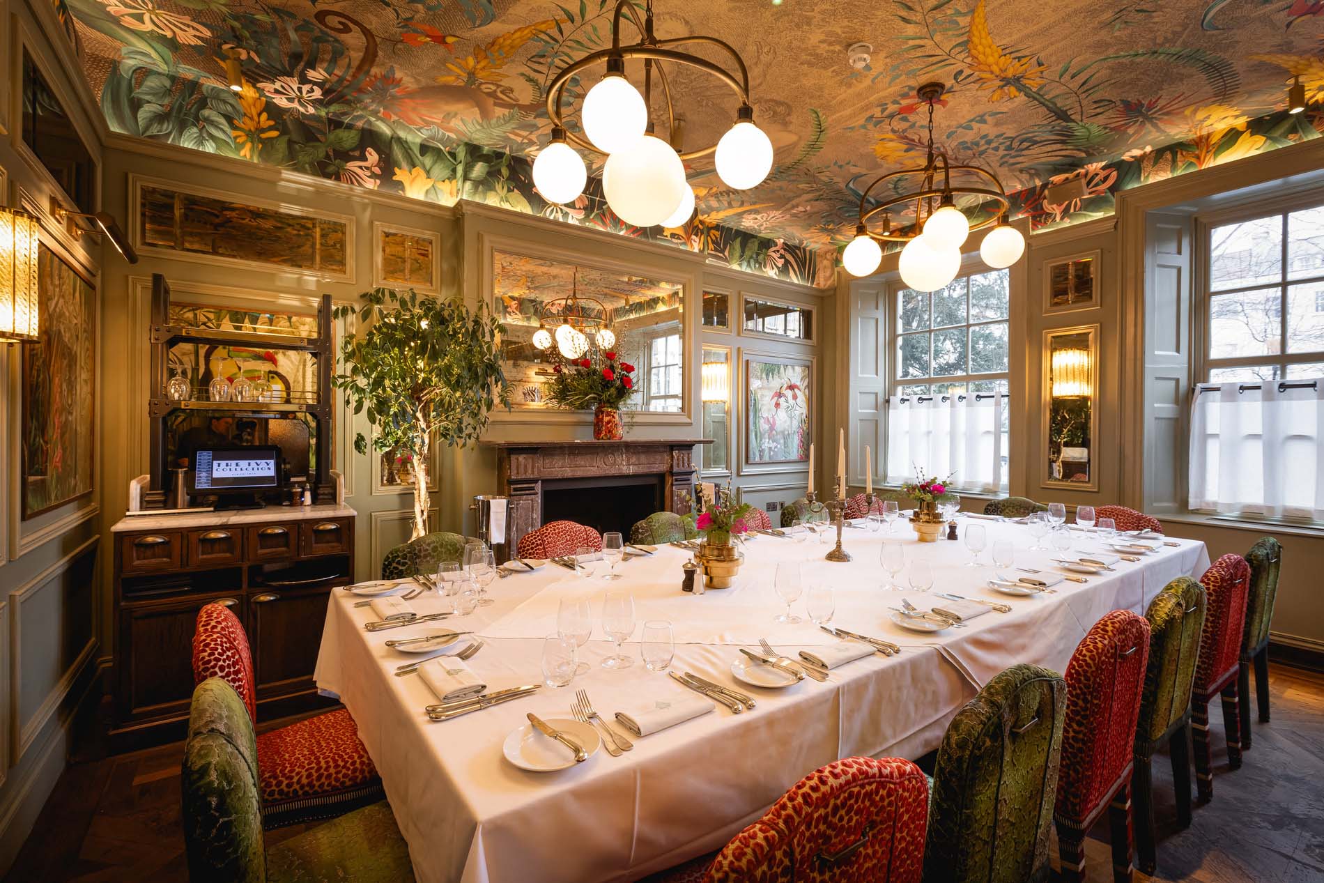 Private dining room at The Ivy Clifton Brasserie in Bristol