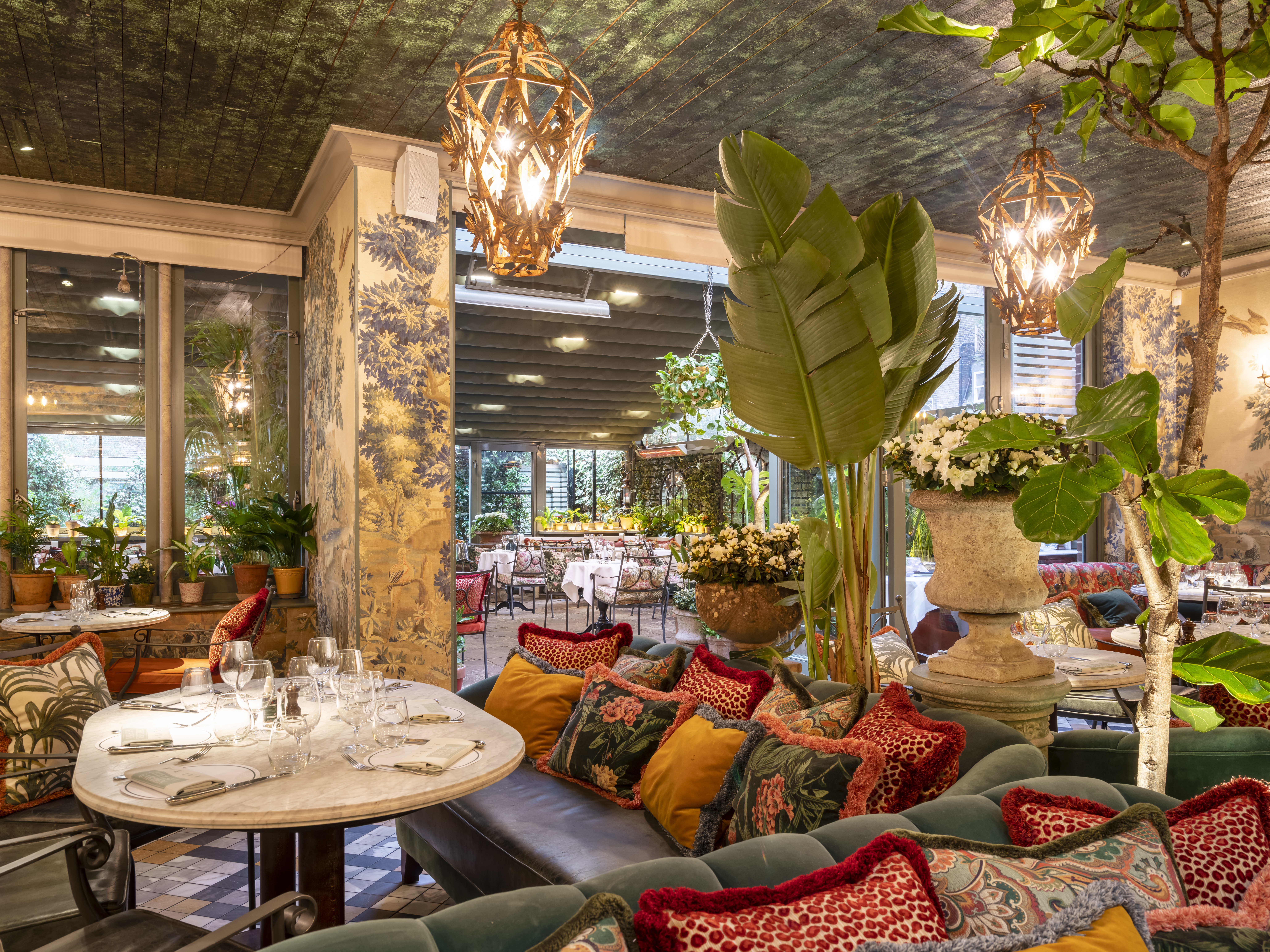 Interior of The Ivy Chelsea Garden, best of chelsea restaurants