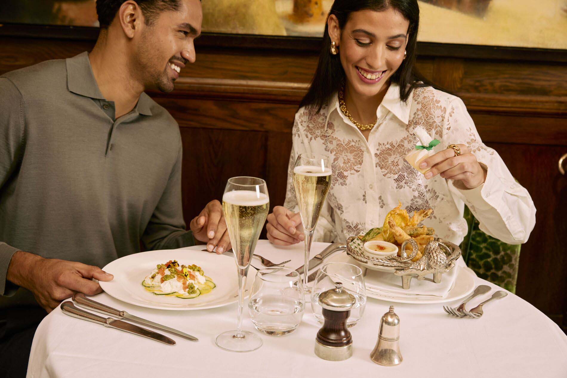 guests enjoying dinner at the ivy dawsno street