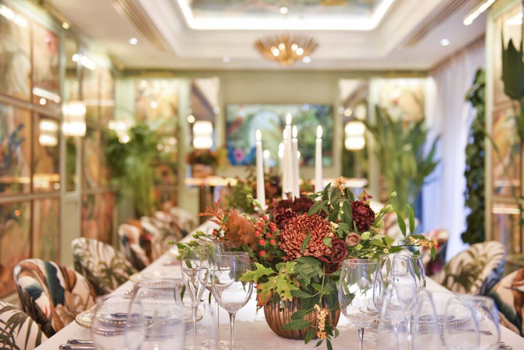 beautiful table design in the ivy victoria