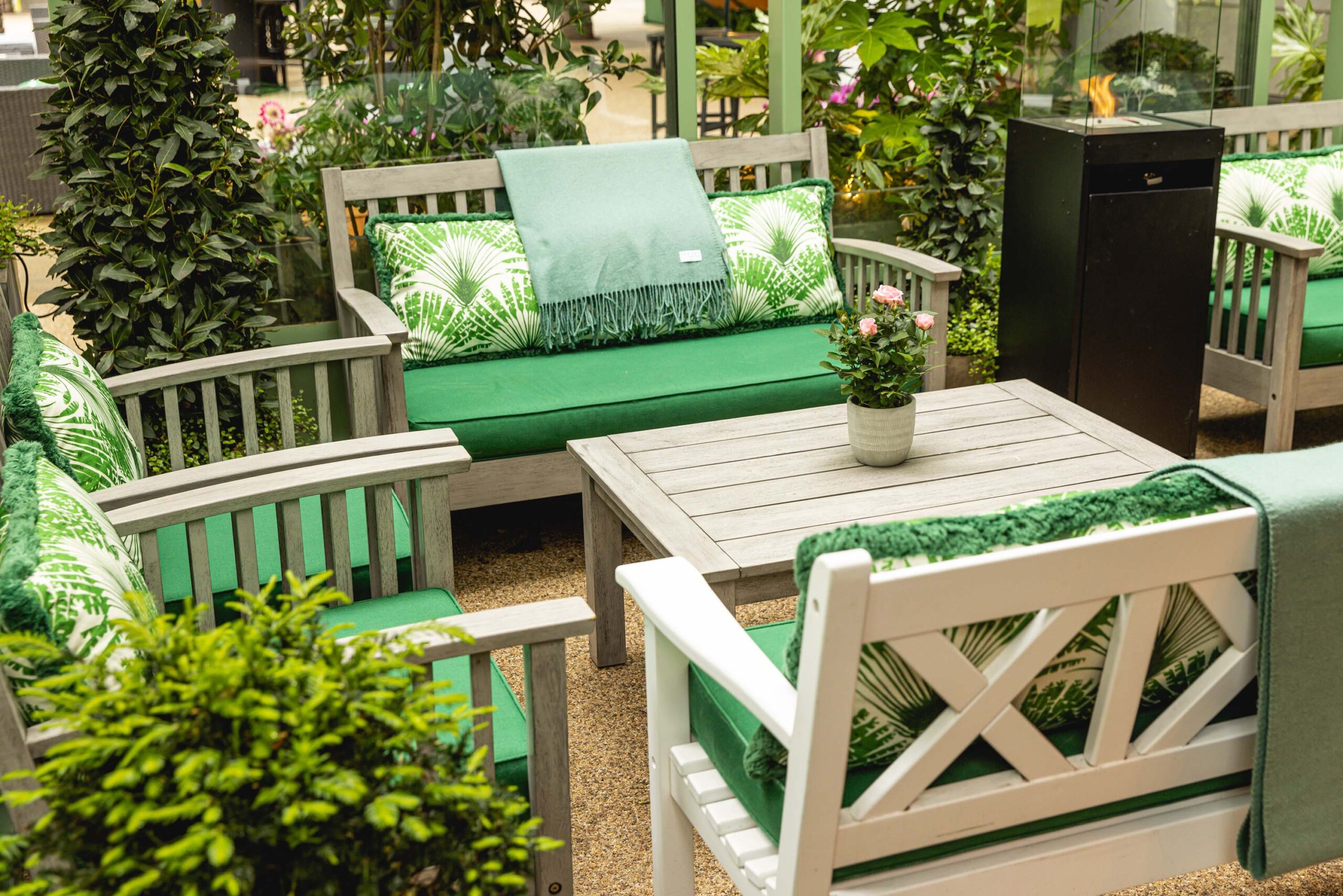private seating are in canary wharf