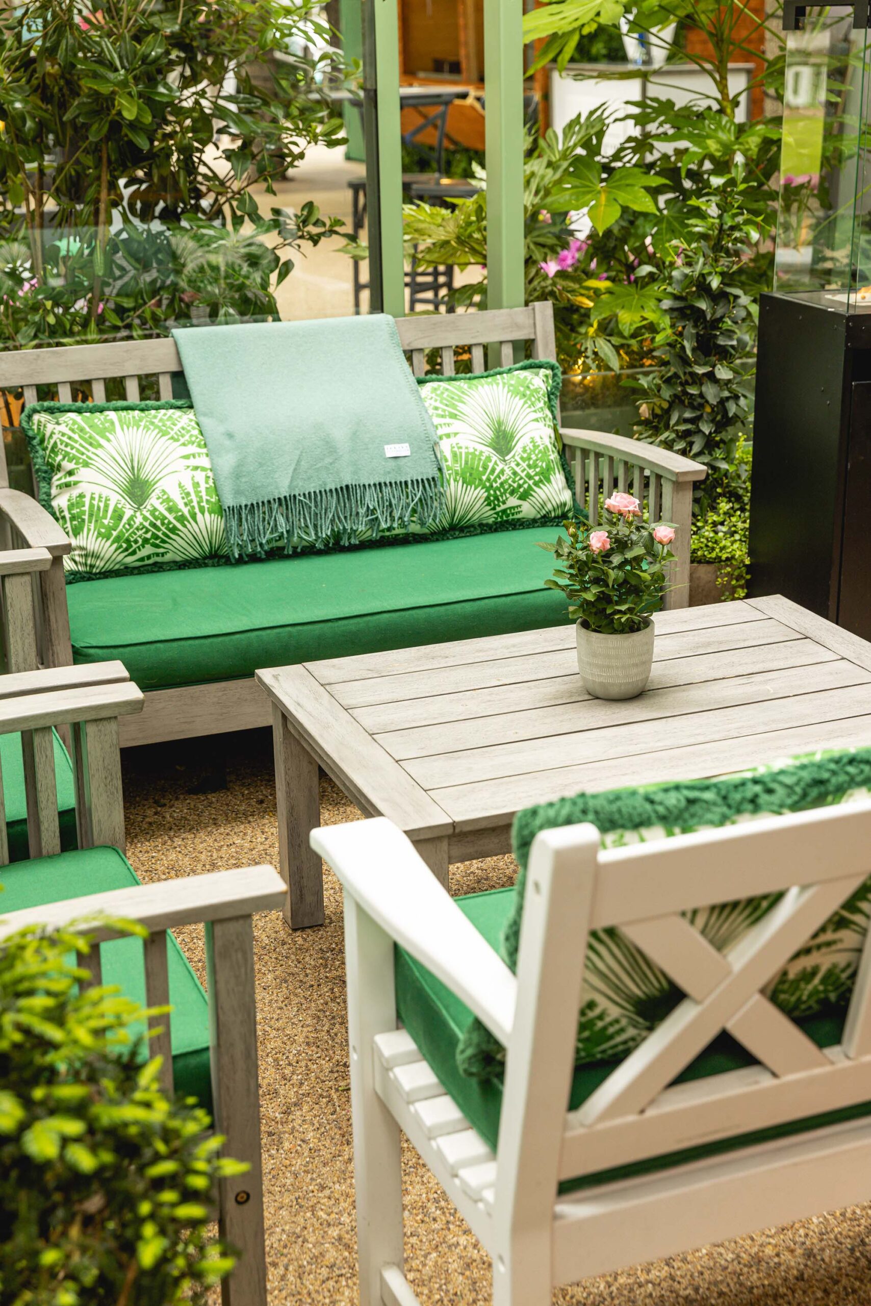 seating in the terrace - the ivy canary wharf