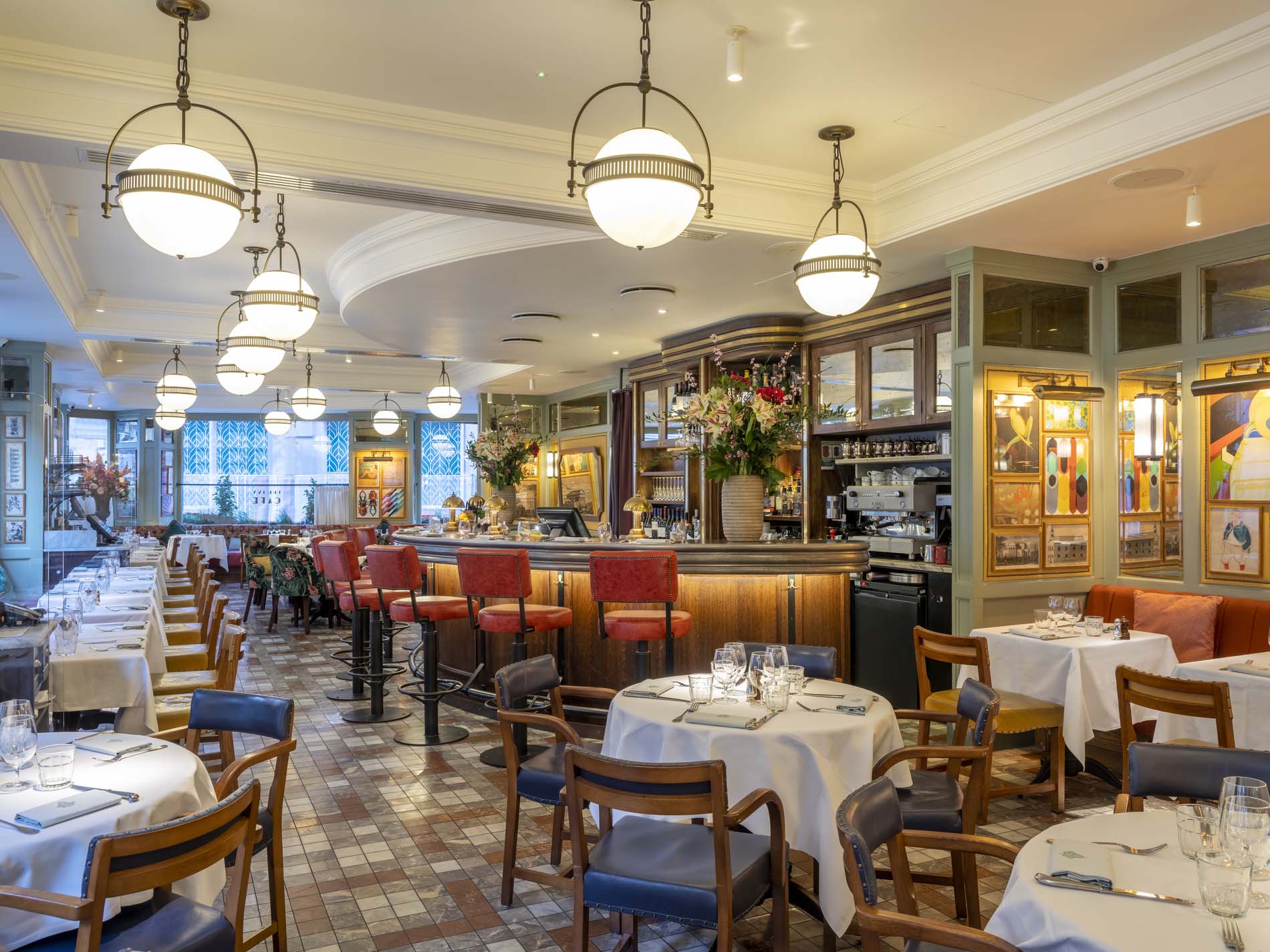 Interior of The Ivy Cafe Marylebone. The best of marlybone restaurants