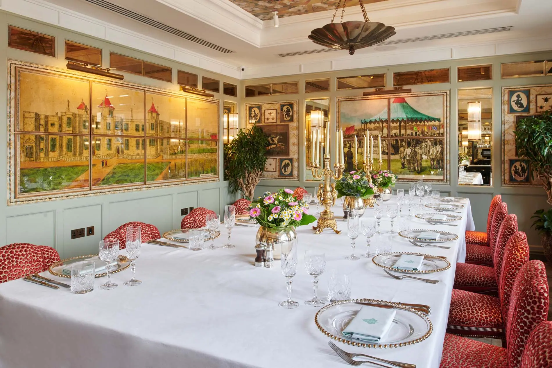 The dining room at The Ivy wimbledon