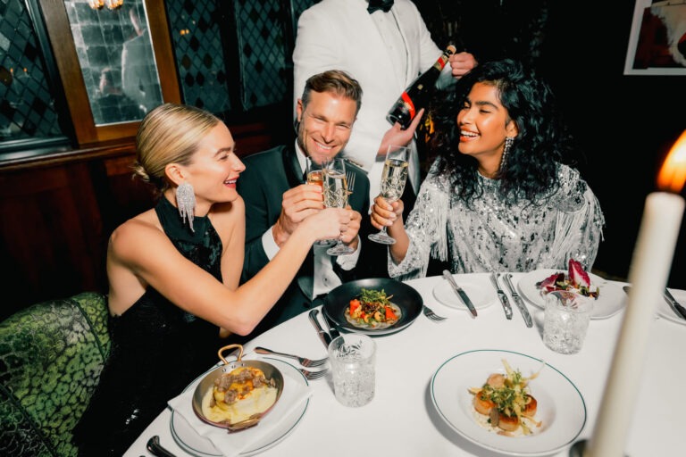 guests enjoying new years at thr ivy