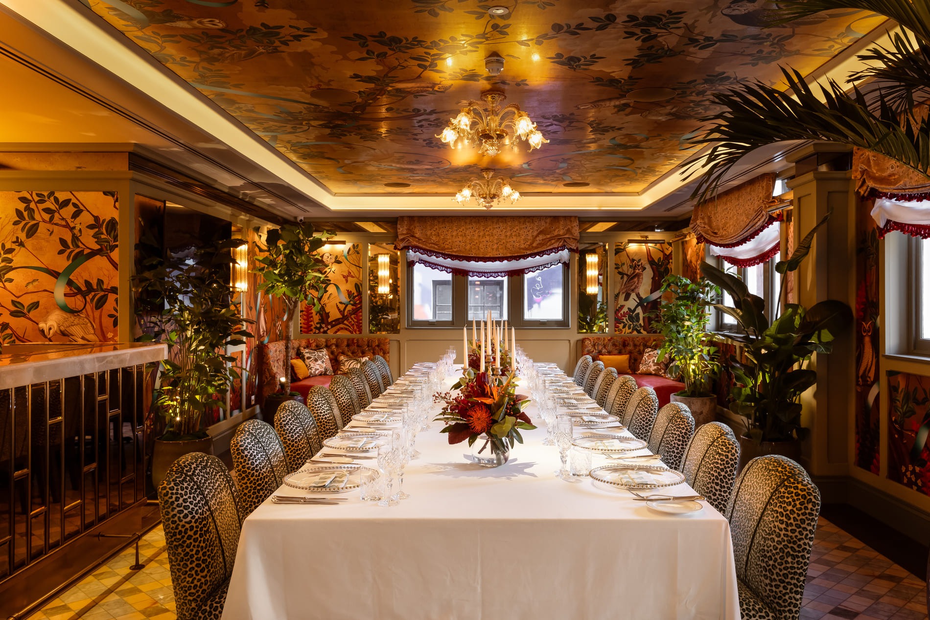 the table design at the ivy nottingham lace room